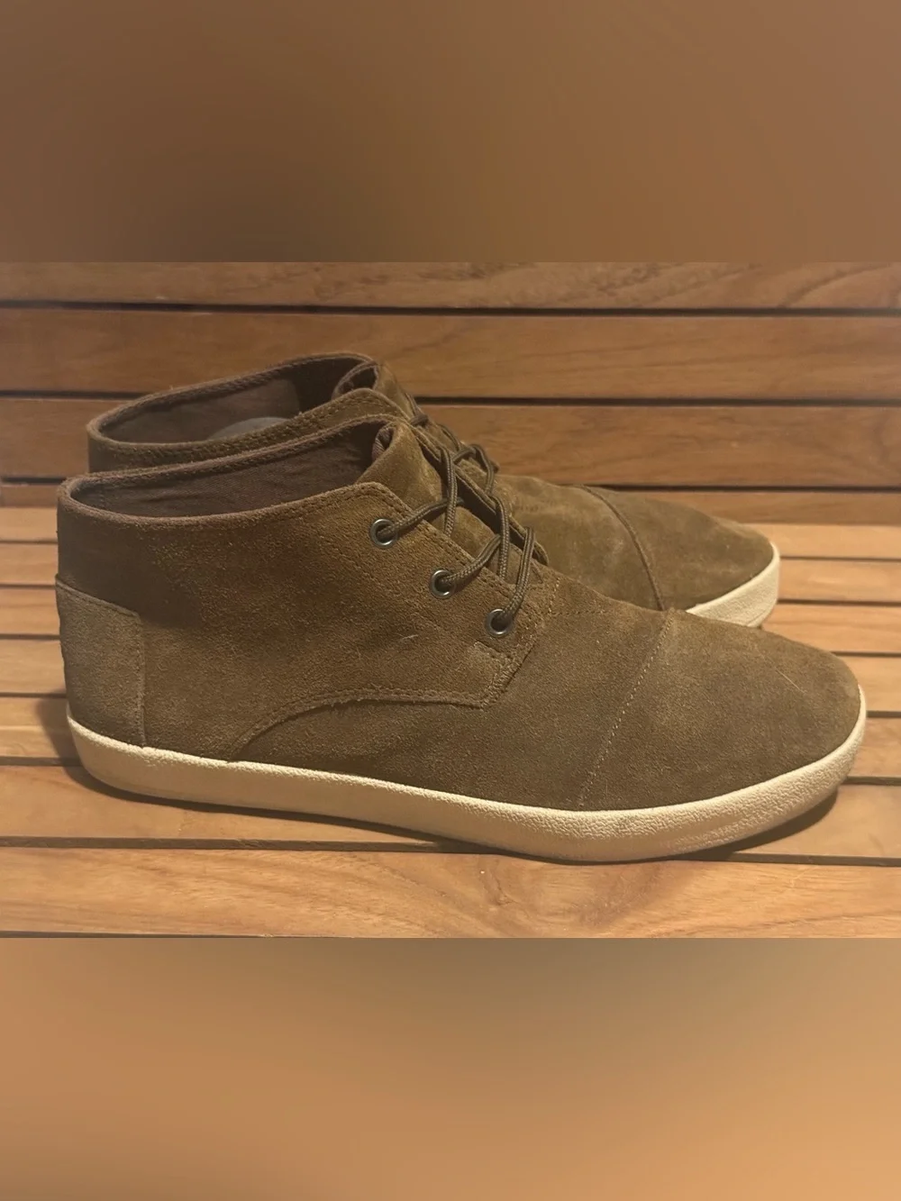 Toms Men's Suede Chukka Boots in Olive